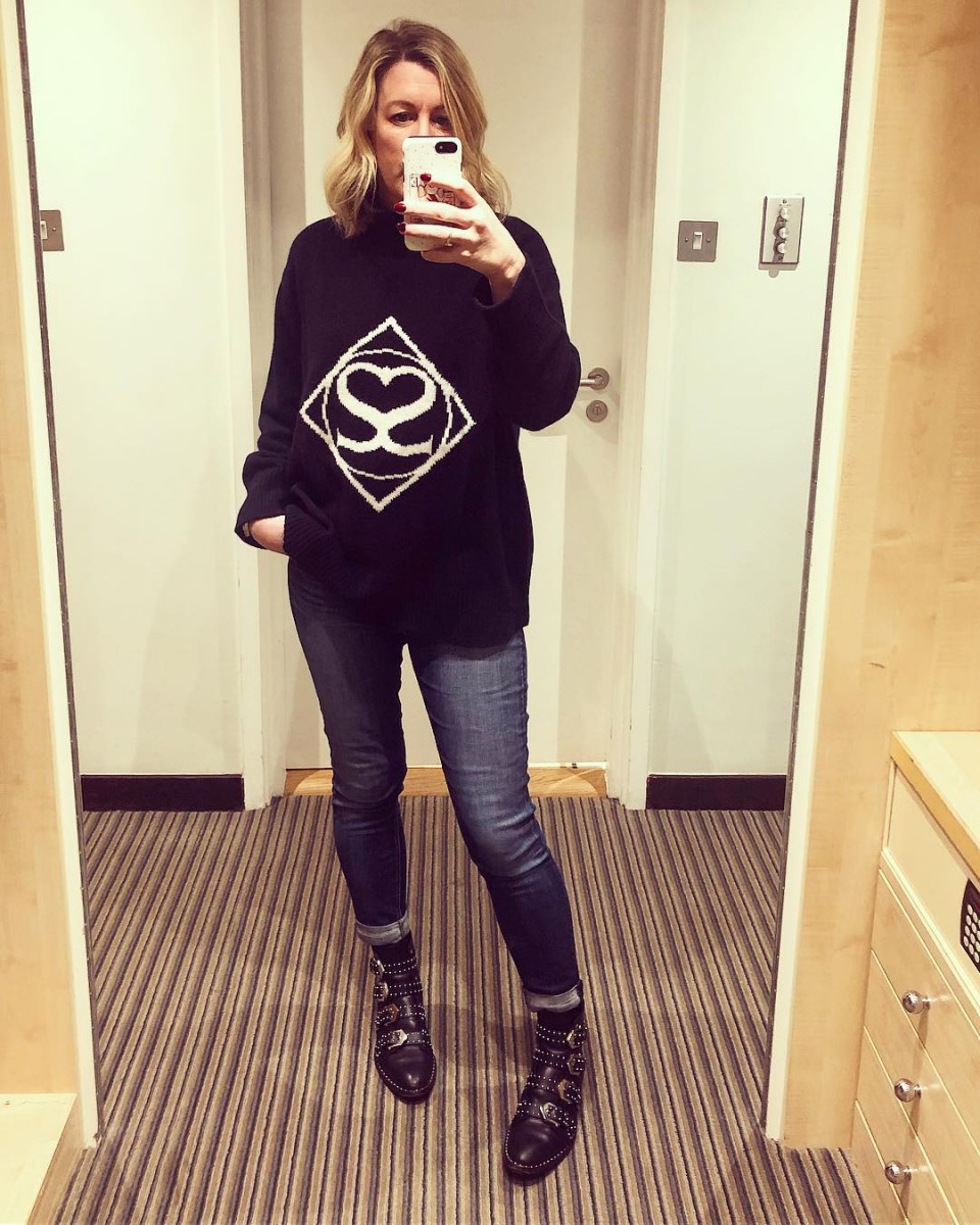 Manchester mirror selfie (Corby trouser press not pictured) Flying